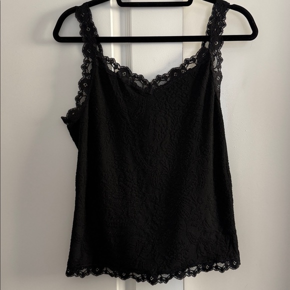 4 Arianne Camisoles included one price - Picture 7 of 16